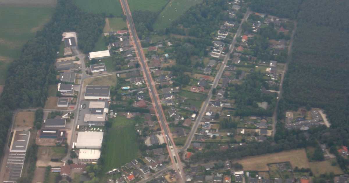 Luchtfoto van het noorden van Achel (Hamont-Achel)