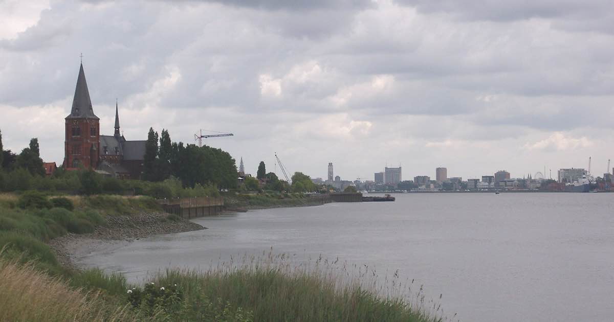 Sint-Martinuskerk in Burcht (Beveren-Kruibeke-Zwijndrecht)