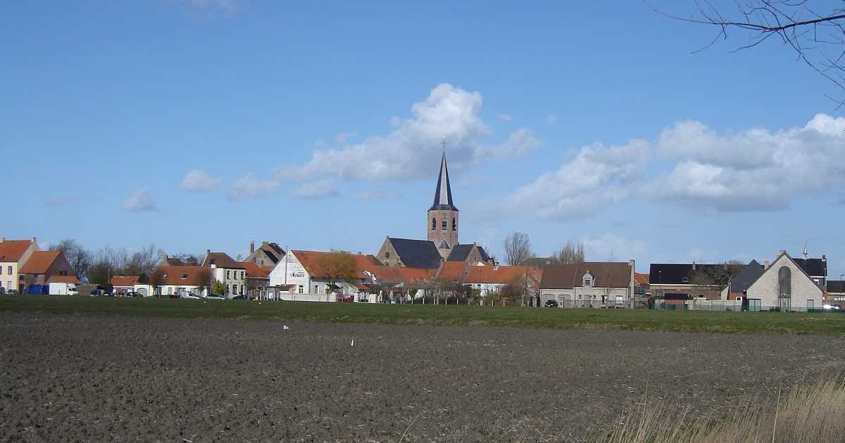 Sint-Bavo en Sint-Machutuskerk in Houtave (Zuienkerke)