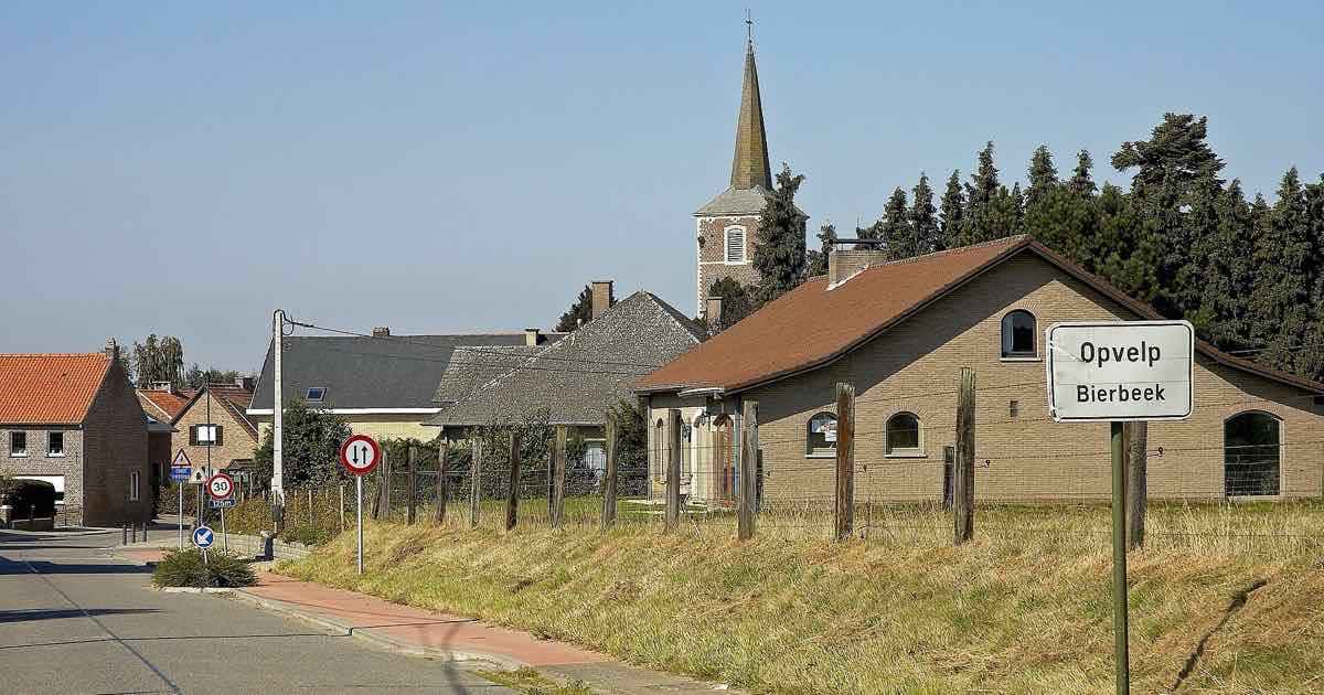 Sint-Antonius Abtkerk in Opvelp (Bierbeek)