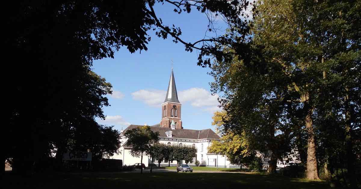 Voormalig gemeentehuis in Overmere (Berlare)