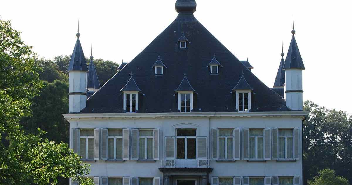 Kasteel Steenhuize in Steenhuize-Wijnhuize (Herzele)